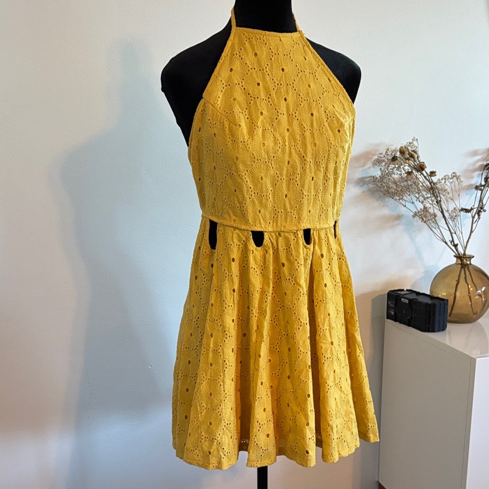 Chic Yellow Halter Neck Mini Dress